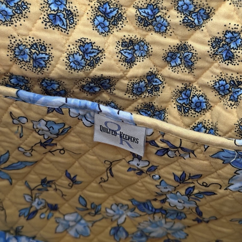 Quilted Keepers Bucket Tote Bag Quilted Yellow & Blue Floral - Picture 6 of 9